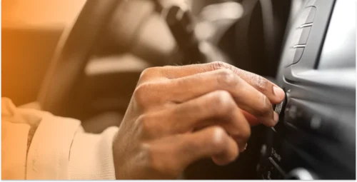 ¿Cómo recibir la radio DAB+ en el coche?